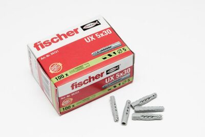 Dübel der Marke Fische und die Verpackungsbox